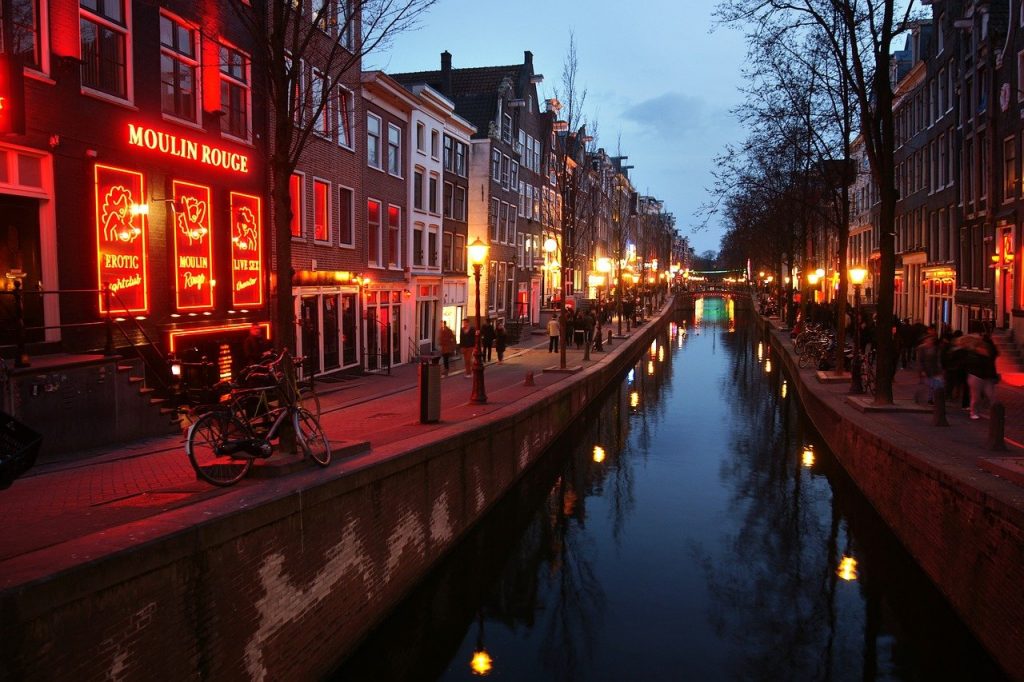 red light district amsterdam 1024x682 - Amsterdam